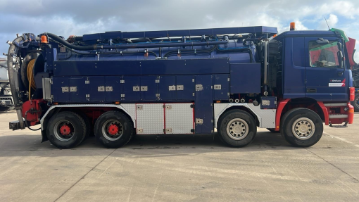 Mercedes-Benz--Actros 4143