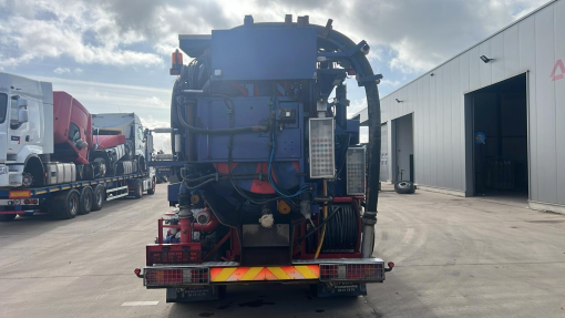 Hvidtved Larsen--SLAMBEHOLDER / SLIBTANK / VACUUMTANK