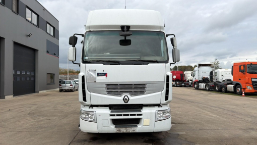 Renault--Premium 450