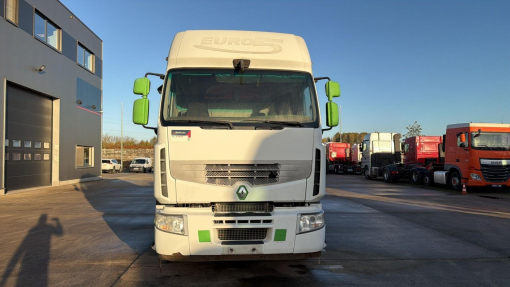 Renault--Premium 450