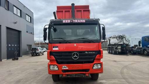 Mercedes-Benz--Actros 3236