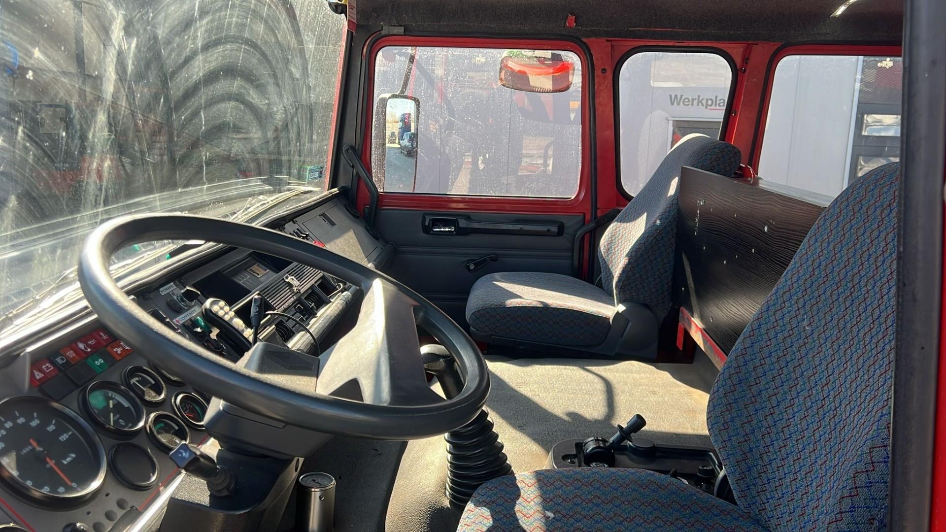Renault G 230 Manager