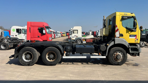 Renault--KERAX 370 DCI