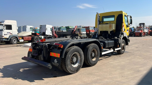 Renault--KERAX 370 DCI