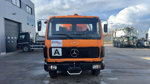 Mercedes-Benz--SK 1622