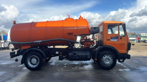 Mercedes-Benz--SK 1622