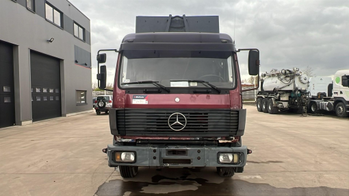 Mercedes-Benz--sk 1726