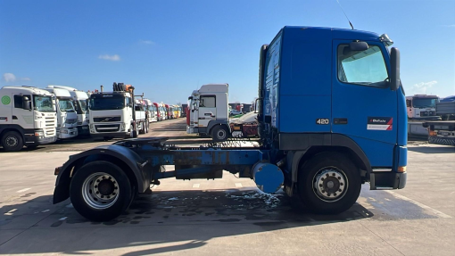 Volvo--FH 12.420