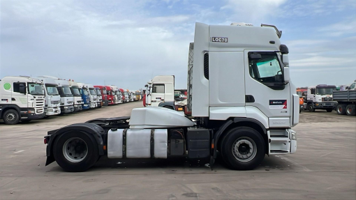 Renault--Premium 460 DXI