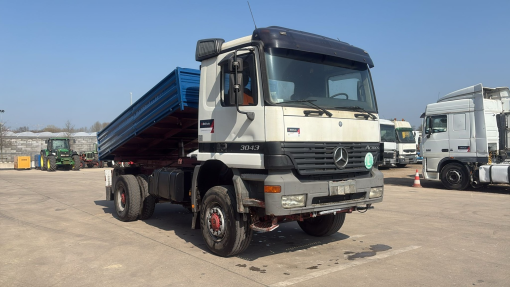 Mercedes-Benz--Actros 1843