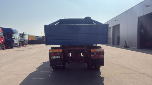 Mercedes-Benz--Actros 1843
