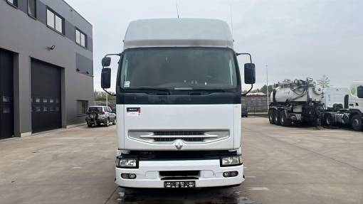 Renault--Premium 420