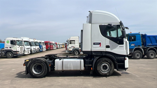Iveco--STRALIS 450