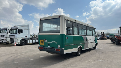Mercedes-Benz--Vario 614