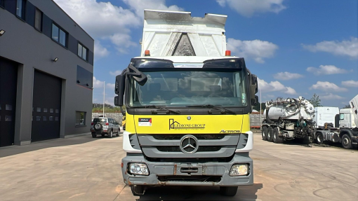 Mercedes-Benz--Actros 4143