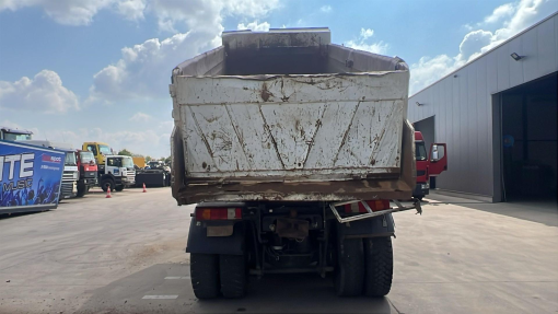 Mercedes-Benz--Actros 4143