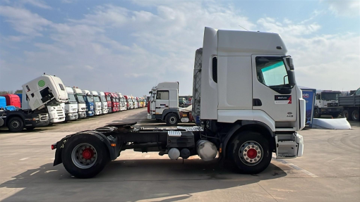 Renault--Premium 440 DXI