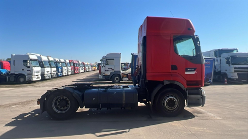 Renault--Premium 420