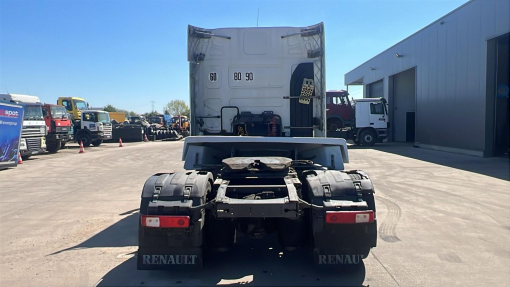 Renault--Premium 450 DXI