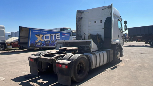 Renault--Premium 460 DXI