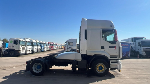Renault--Premium 460 DXI