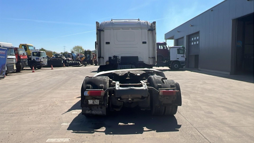 Scania--124-420
