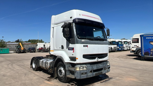 Renault--Premium 400