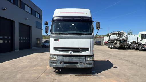 Renault--Premium 400