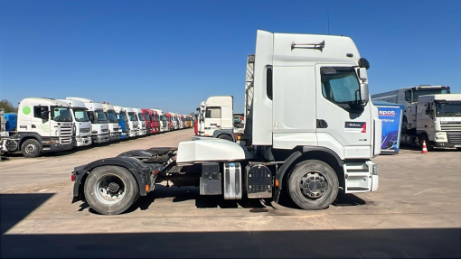 Renault--Premium 460 DXI