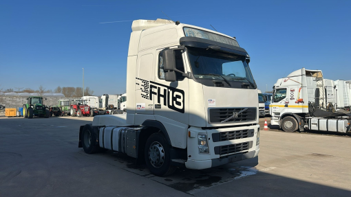 Volvo--FH 400