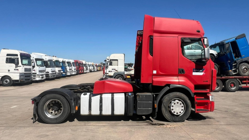 Renault--Premium 460 DXI