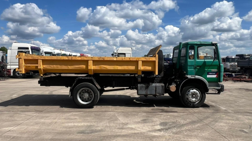 Renault--S 170