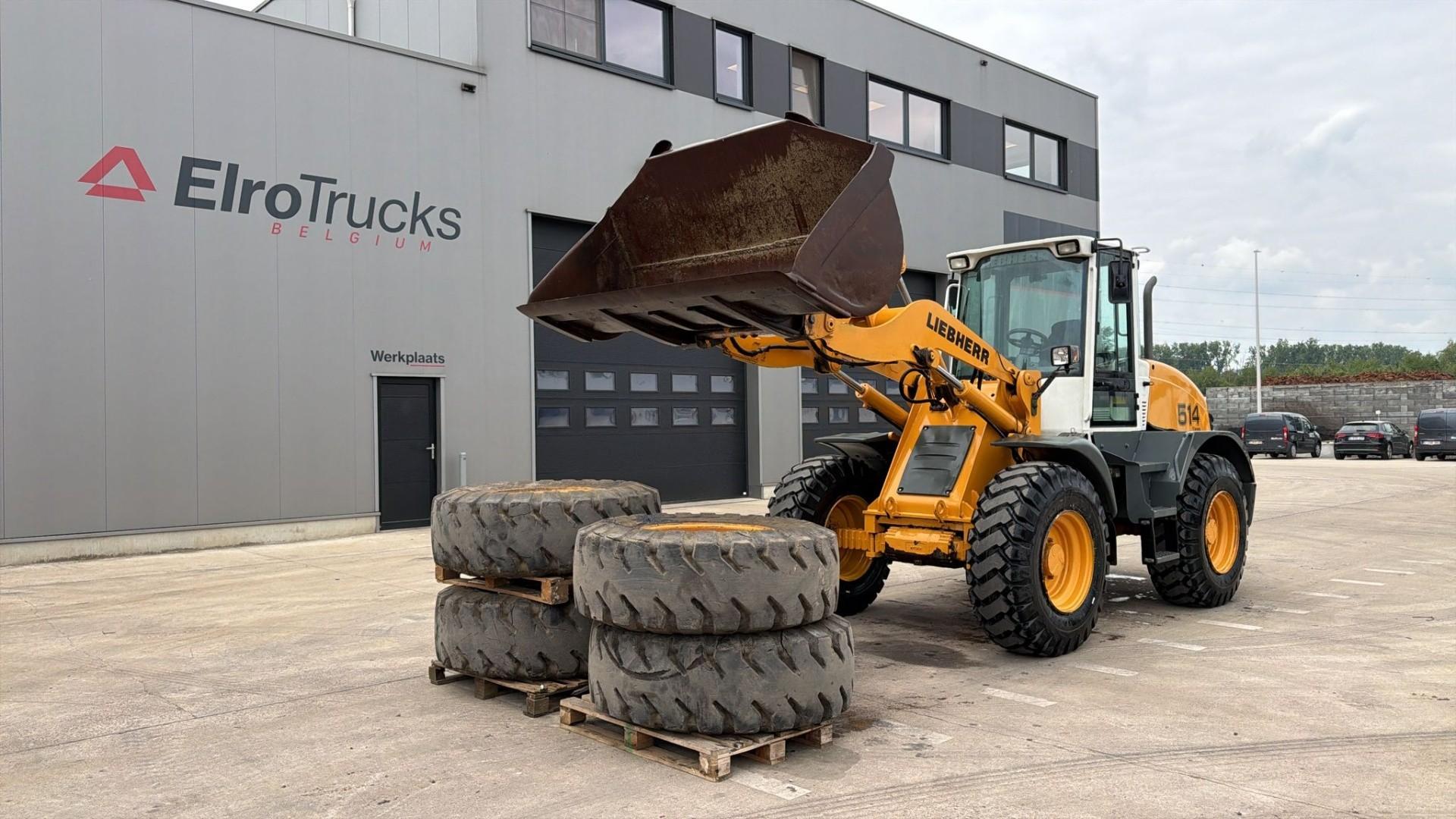 Liebherr--L 514 Stereo