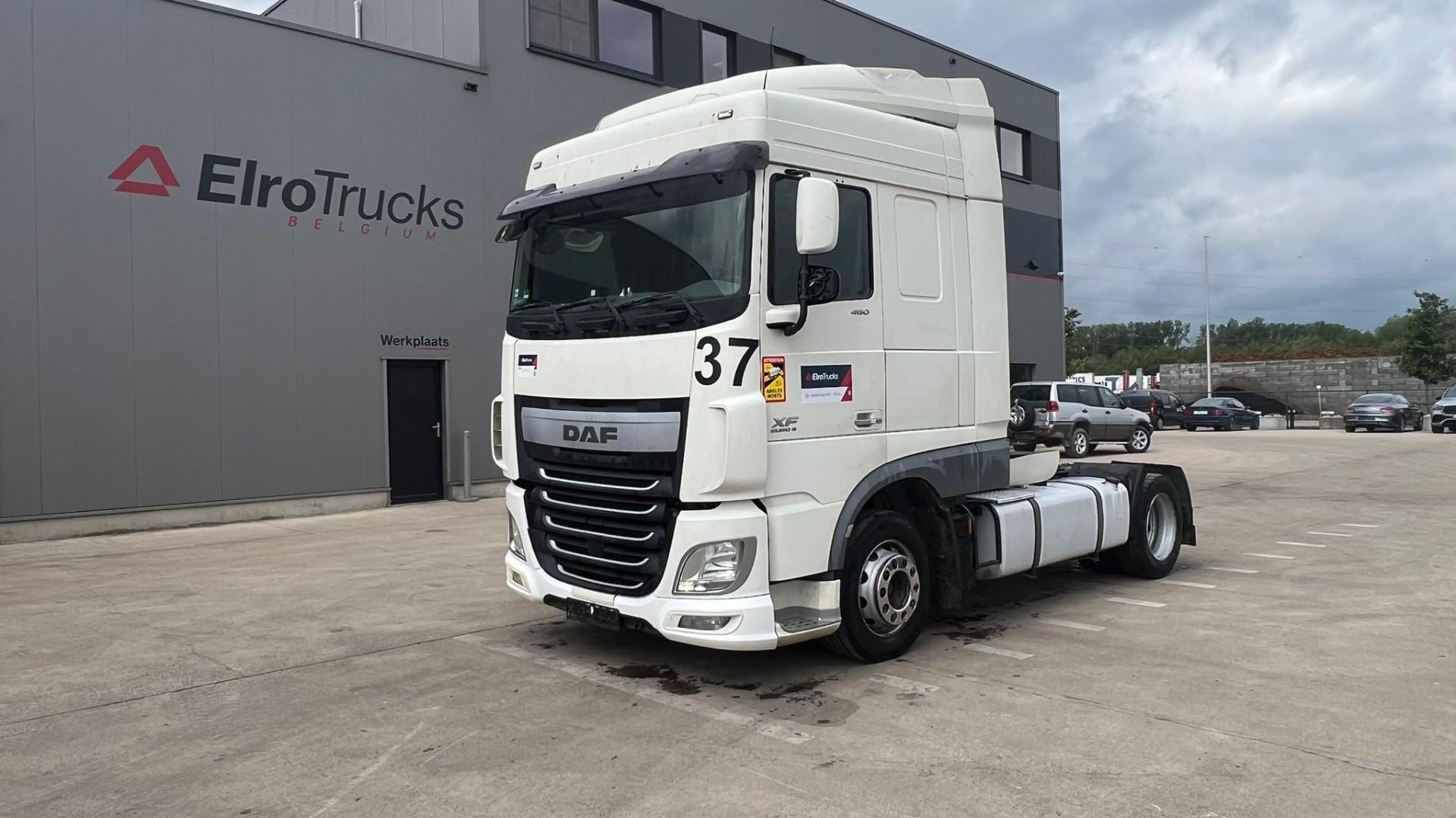 DAF--105 XF 460