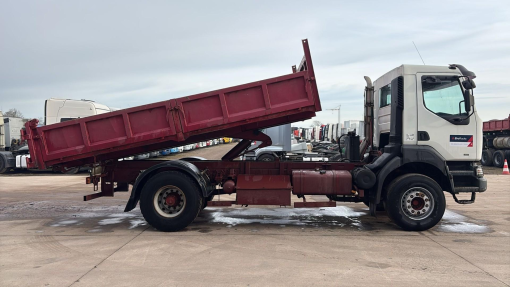 Renault--Kerax 260