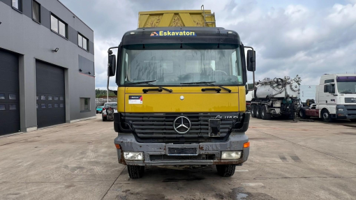 Mercedes-Benz--Actros 4143