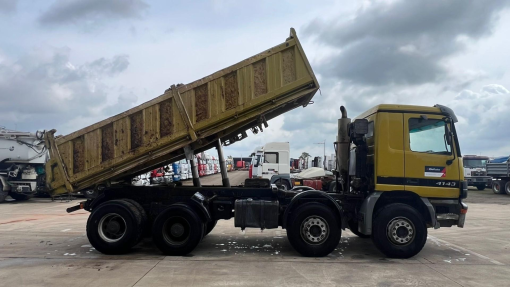 Mercedes-Benz--Actros 4143