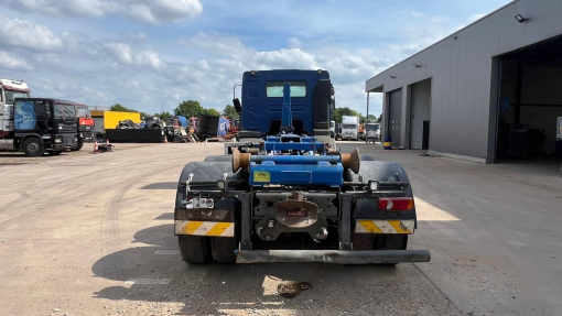 Renault--KERAX 370 DCI