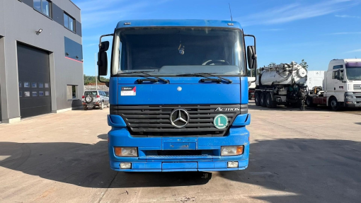 Mercedes-Benz--ACTROS 1848