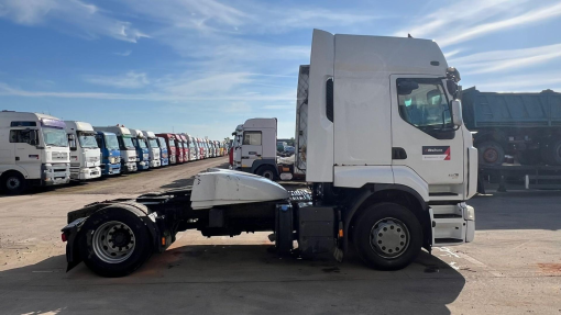 Renault--Premium 460 DXI