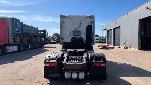 Renault--Premium 460 DXI