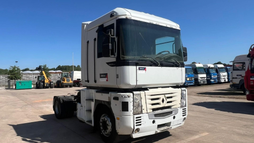 Renault--AE 440 Magnum E-tech