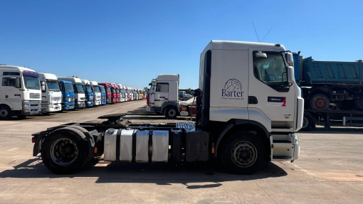 Renault--Premium 460 DXI