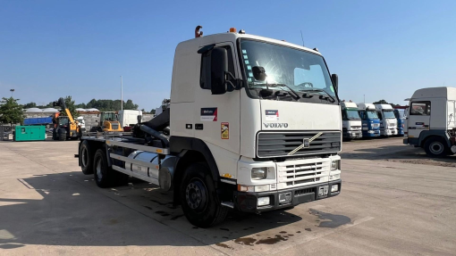 Volvo--FH 12.420