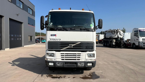 Volvo--FH 12.420