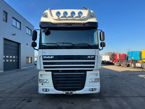 DAF--105 XF 460