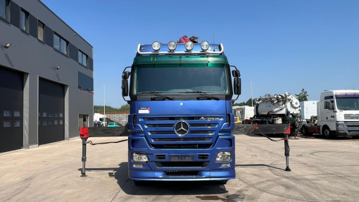 Mercedes-Benz--Actros 2654