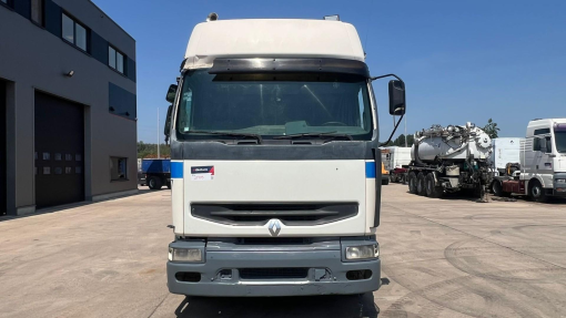 Renault--Premium 400