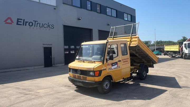 Mercedes-Benz--Vario 310