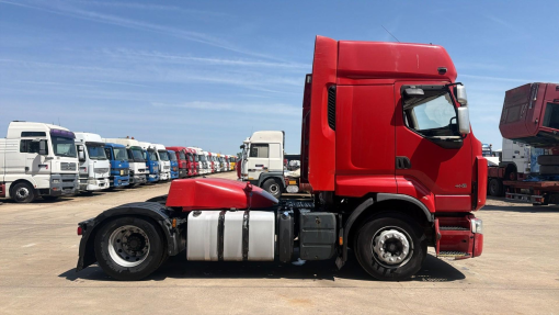 Renault--Premium 460 DXI